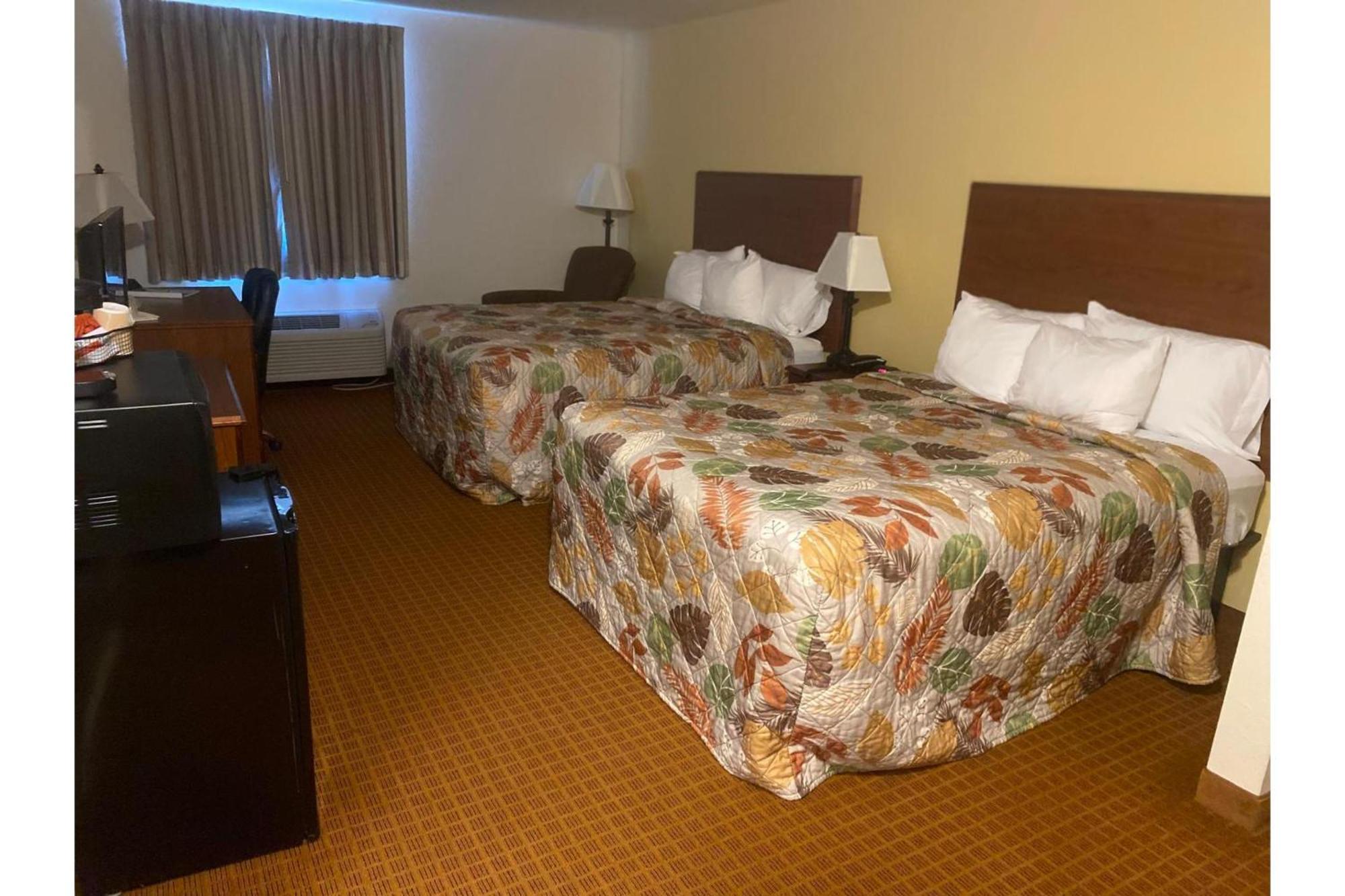 Park View Inn & Suites Hoisington Near Great Bend Ngoại thất bức ảnh