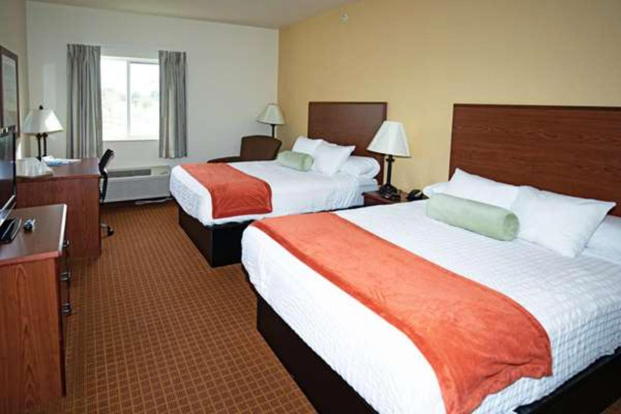 Park View Inn & Suites Hoisington Near Great Bend Ngoại thất bức ảnh