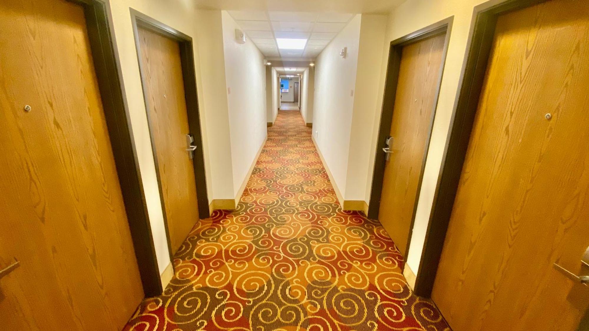 Park View Inn & Suites Hoisington Near Great Bend Ngoại thất bức ảnh