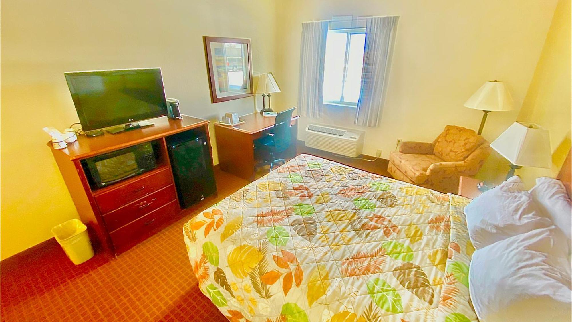 Park View Inn & Suites Hoisington Near Great Bend Ngoại thất bức ảnh